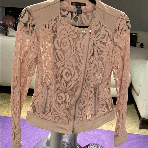 Beautiful embroidered designer jaquet - Picture 1 of 2